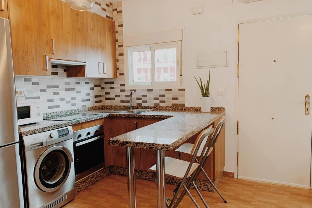 Precioso Apartamento A 50M De La Playa En El Palo Malaga Bagian luar foto